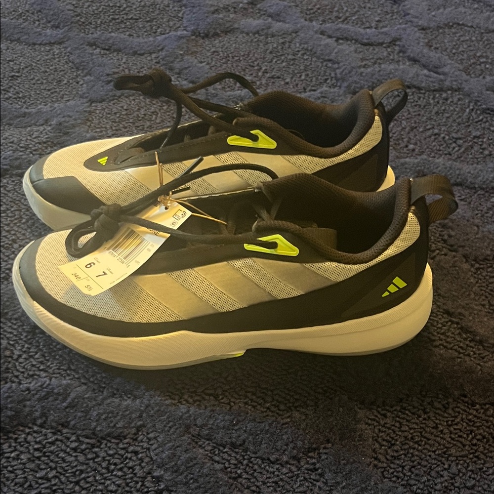 Adidas Subzone Court Sneakers Size 6 Men 7 Women Black Grey Silver White - Picture 3 of 6